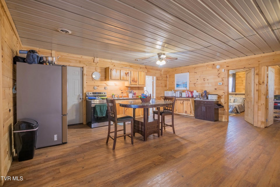 Photo #9: 7695 Greystone Road