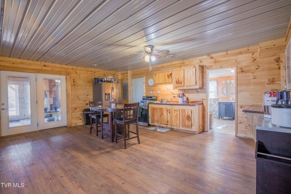 Photo #12: 7695 Greystone Road