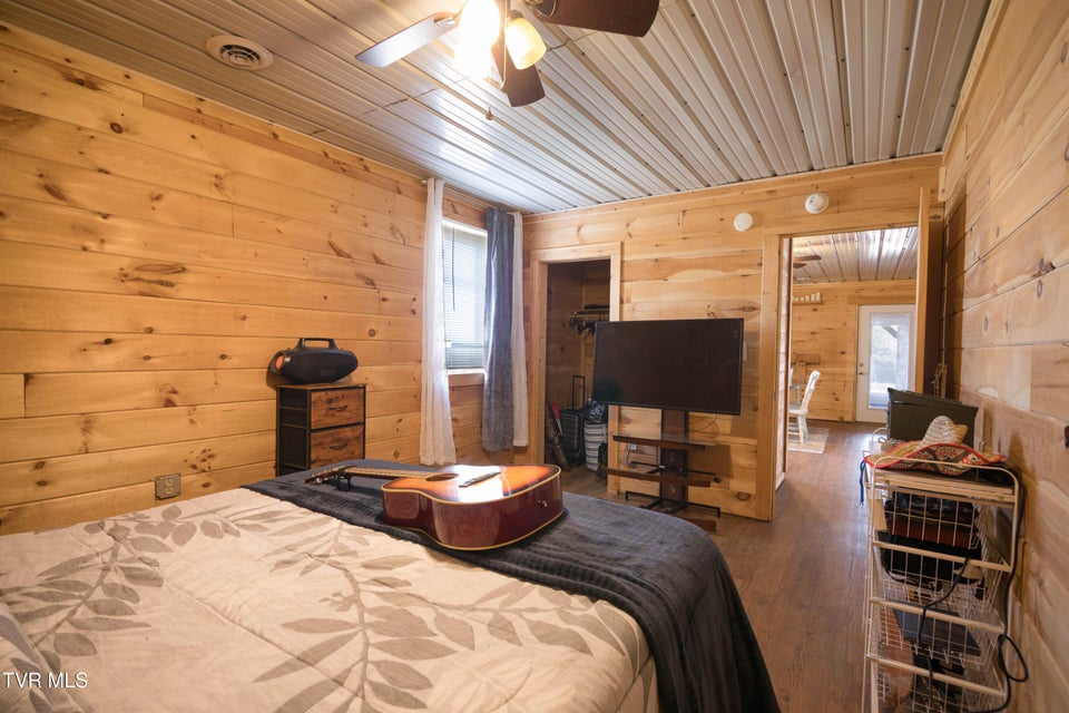 Photo #22: 7695 Greystone Road