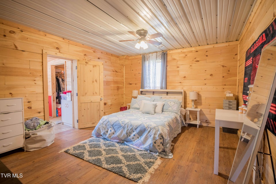 Photo #19: 7695 Greystone Road