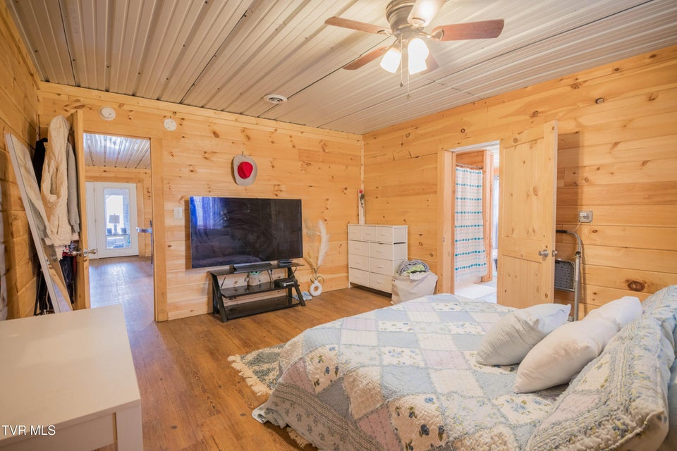 Photo #20: 7695 Greystone Road