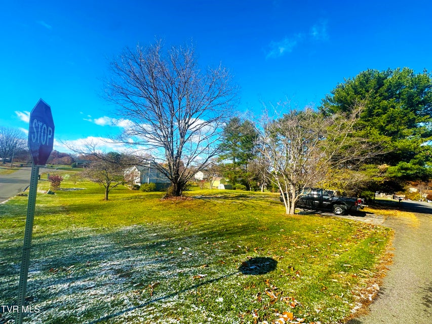 Photo #2: 403 Lynnwood Drive