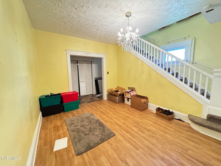 Photo #10: 301 Roberts Street