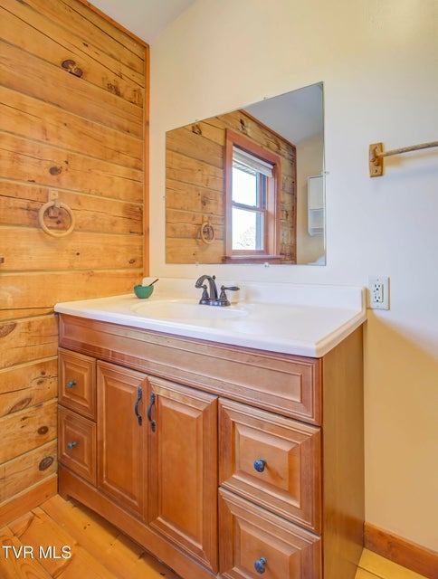 Photo #38: 255 Bank Drive