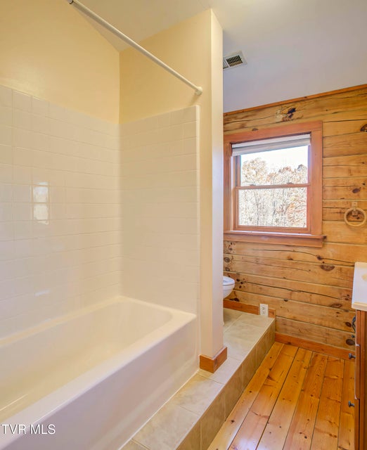 Photo #39: 255 Bank Drive