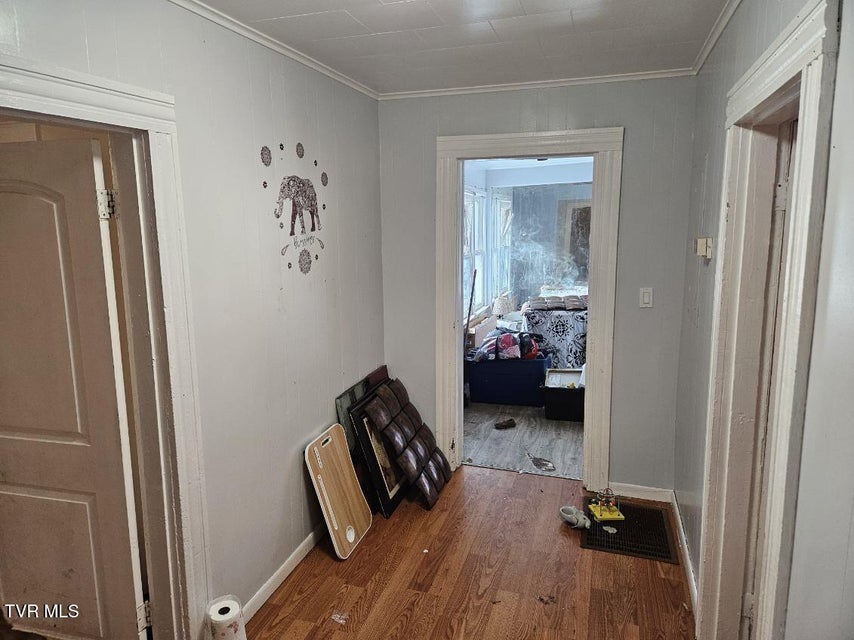 Photo #11: 204 High Avenue