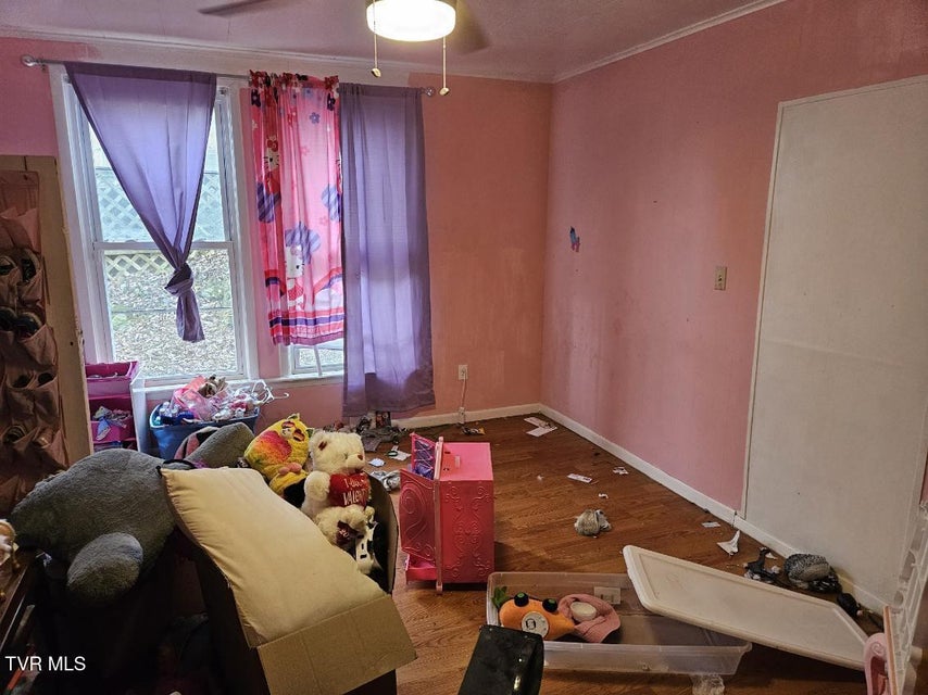 Photo #15: 204 High Avenue