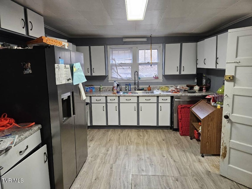 Photo #19: 204 High Avenue