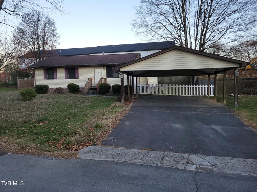 Photo #4: 1448 Piedmont Street