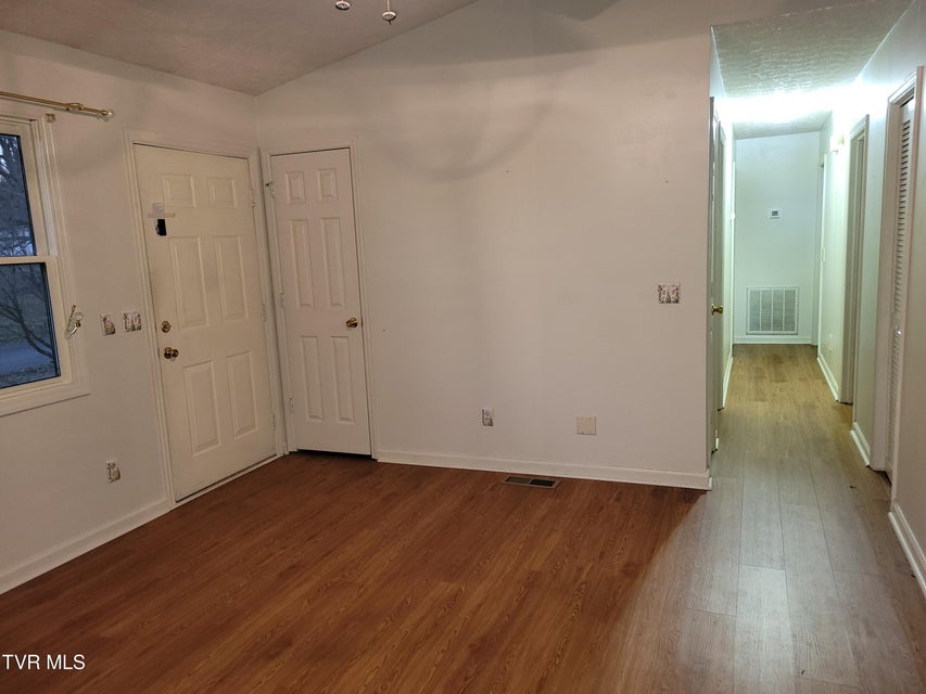 Photo #40: 1448 Piedmont Street