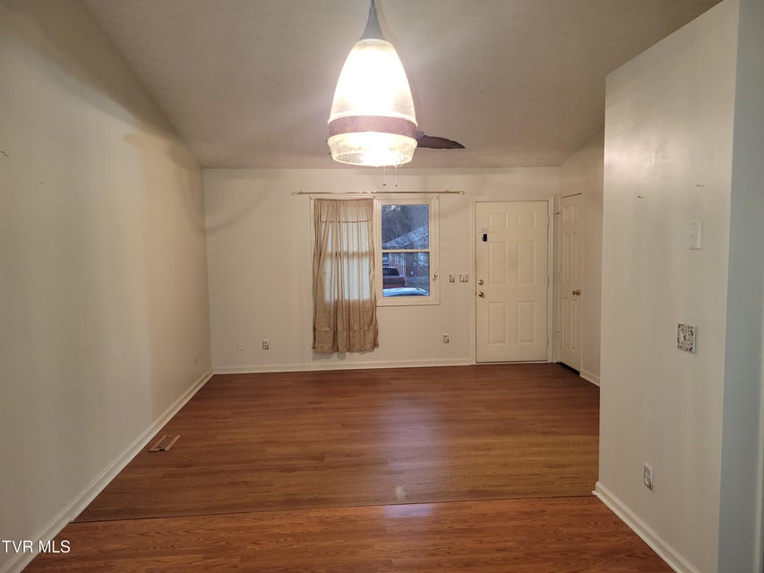 Photo #41: 1448 Piedmont Street