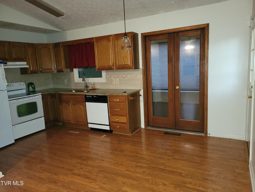 Photo #42: 1448 Piedmont Street