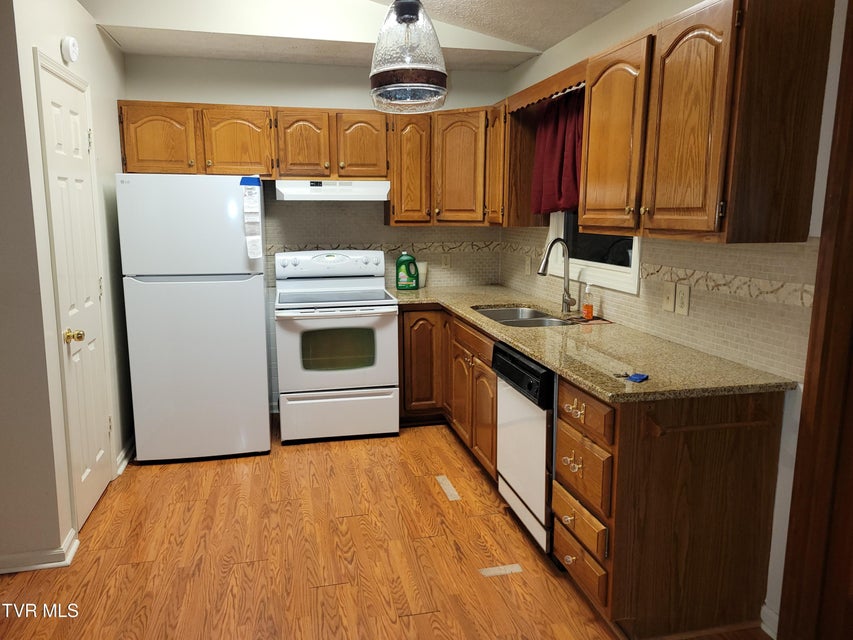 Photo #43: 1448 Piedmont Street