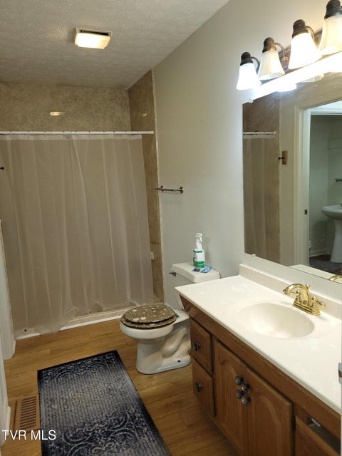 Photo #28: 1448 Piedmont Street