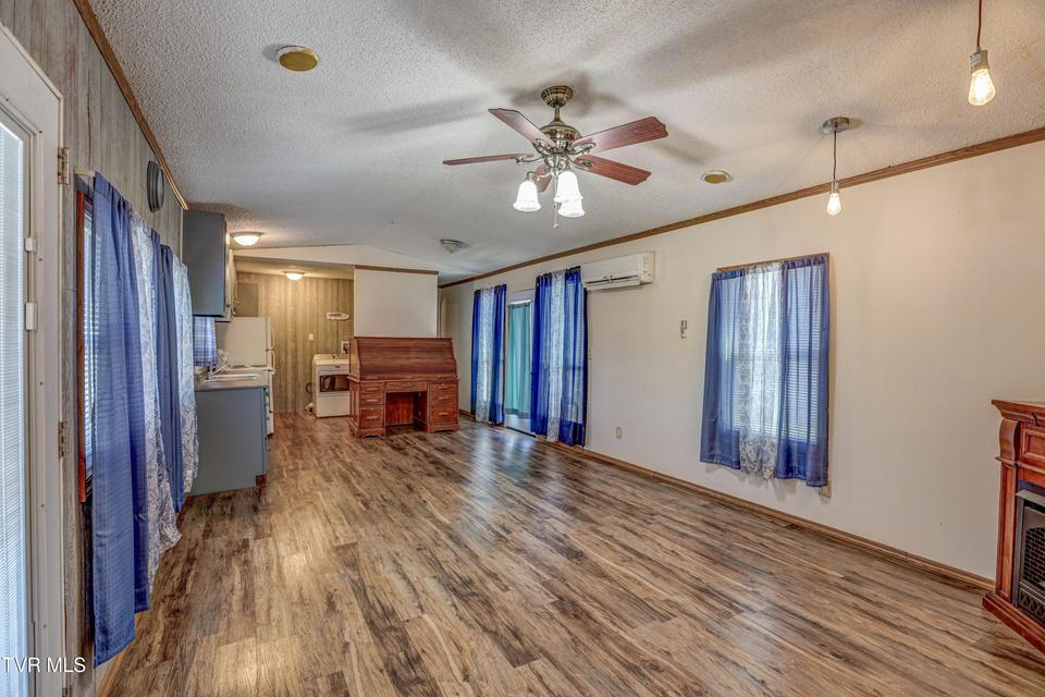 Photo #8: 1693 Paperville Road