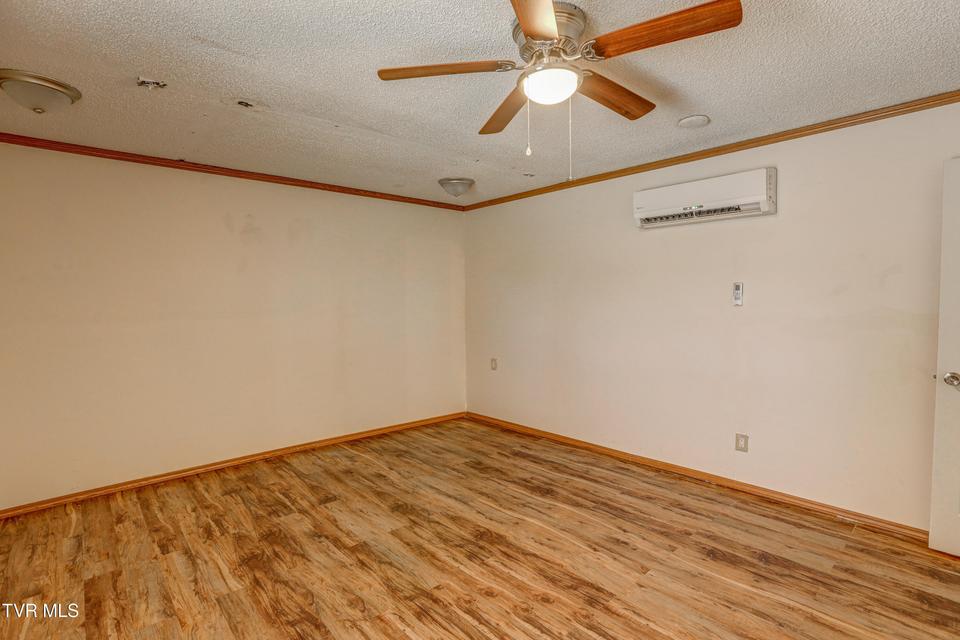 Photo #20: 1693 Paperville Road