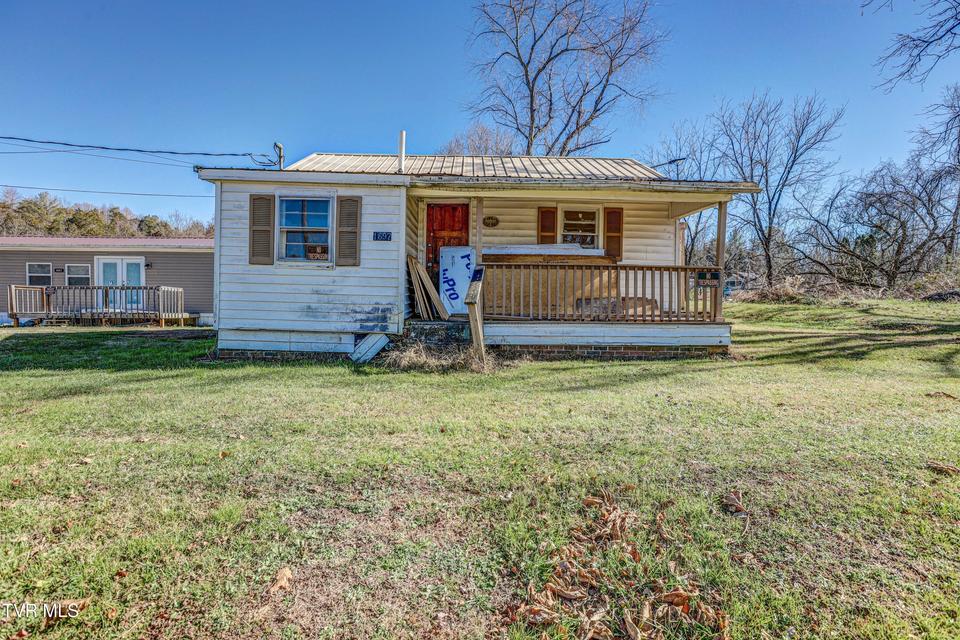 Photo #27: 1693 Paperville Road