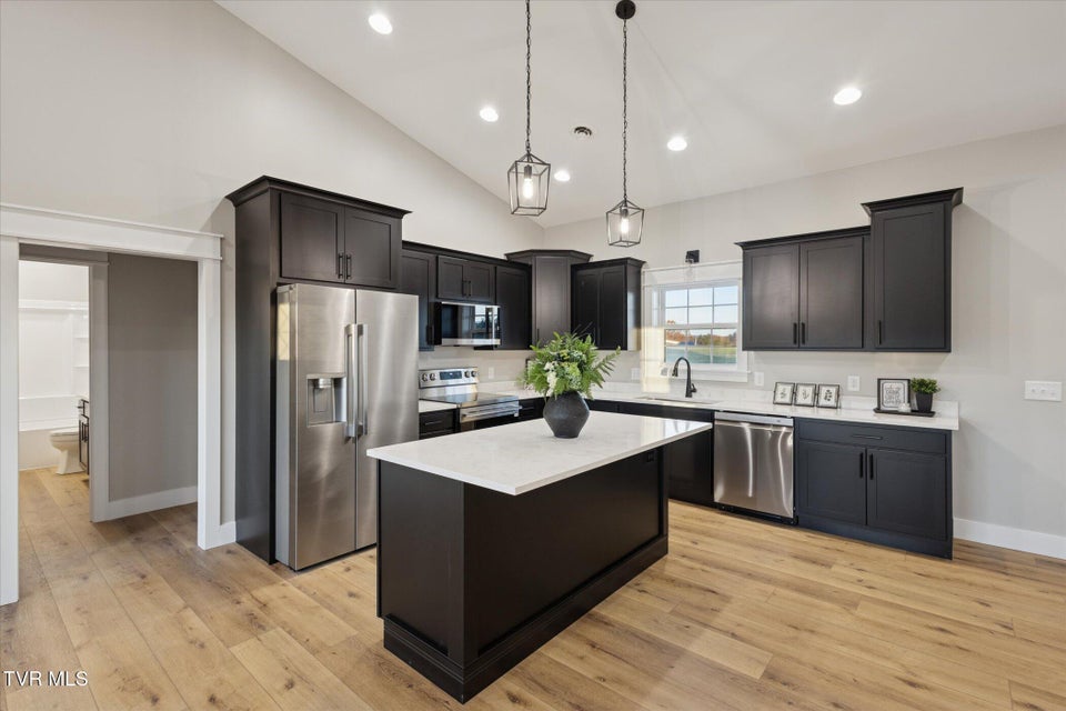 Photo #5: 5930 Snapps Ferry Road