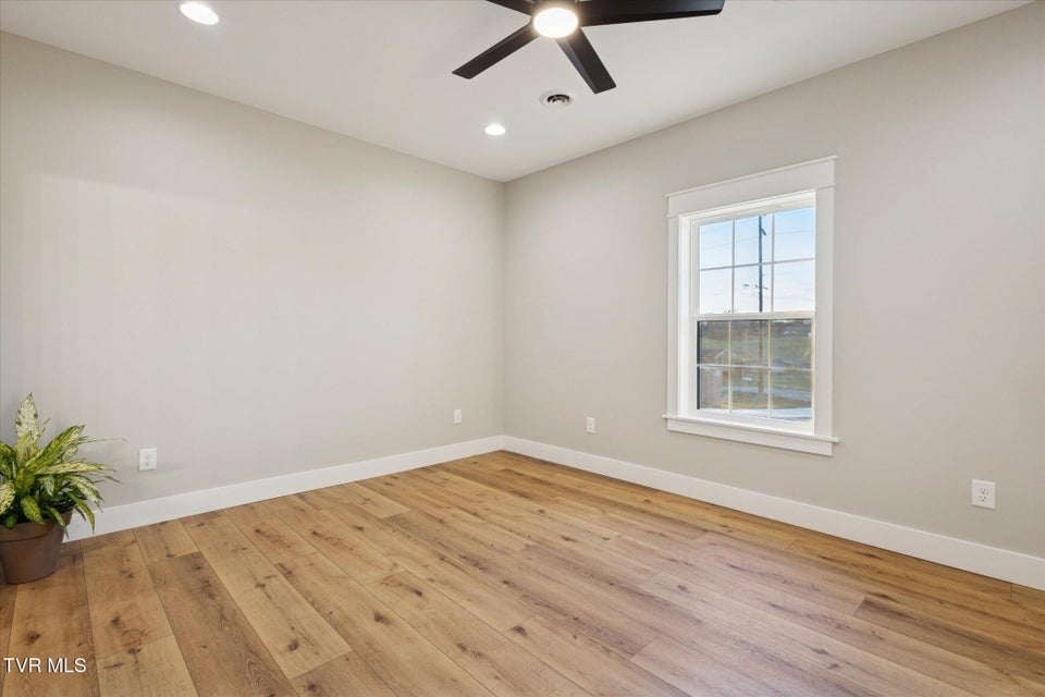 Photo #14: 5930 Snapps Ferry Road