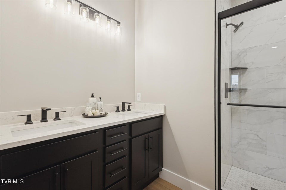 Photo #16: 5930 Snapps Ferry Road