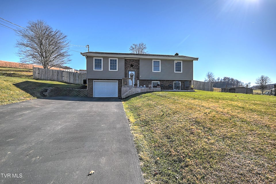 Photo #2: 8856 Rich Valley Road