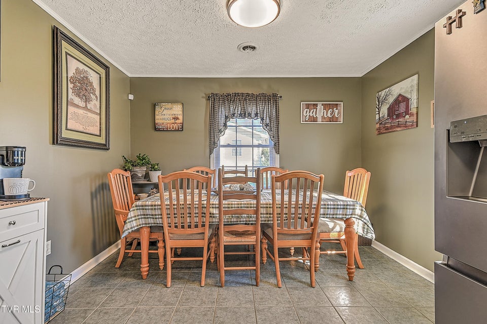 Photo #10: 8856 Rich Valley Road