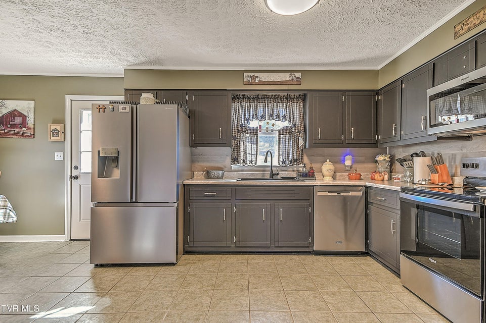 Photo #12: 8856 Rich Valley Road