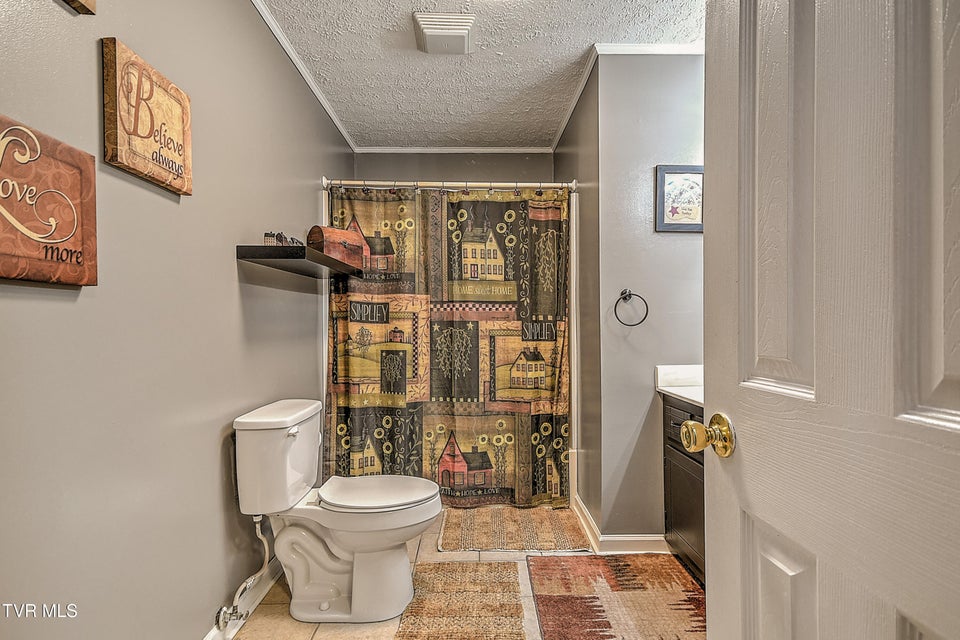 Photo #16: 8856 Rich Valley Road