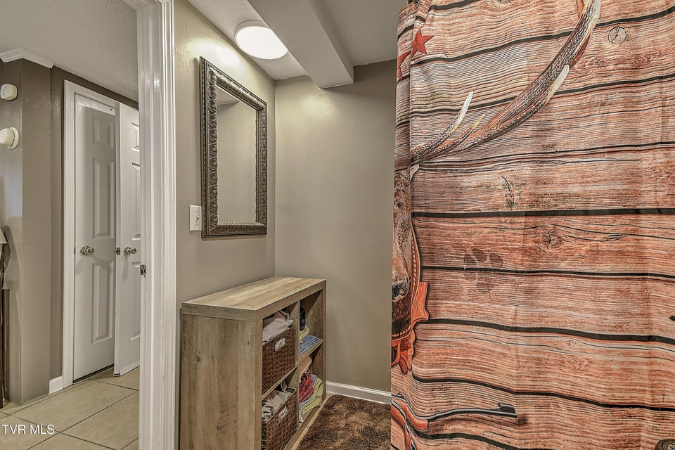 Photo #28: 8856 Rich Valley Road