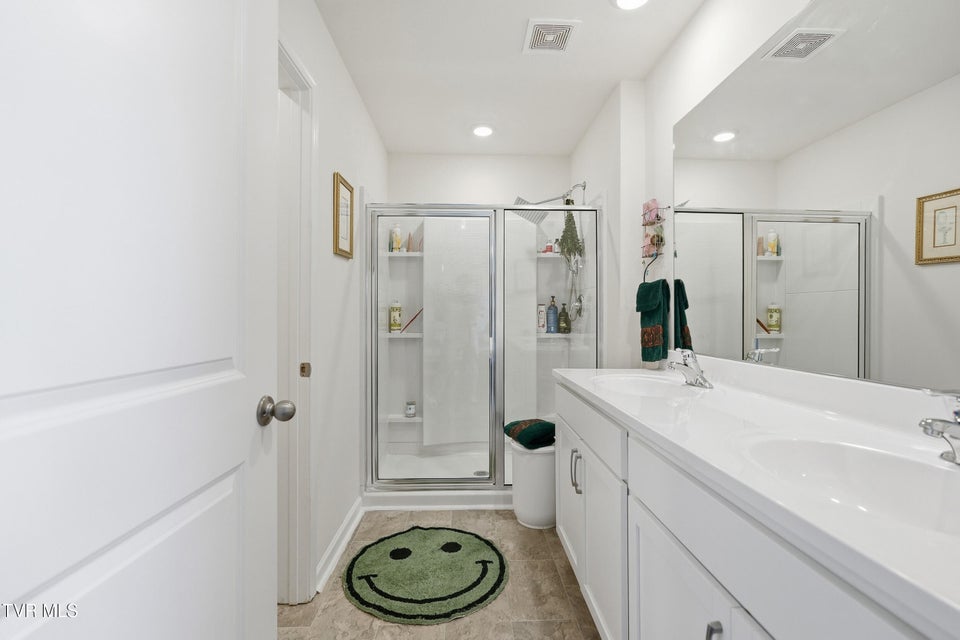 Photo #33: 5402 Wildlife Circle