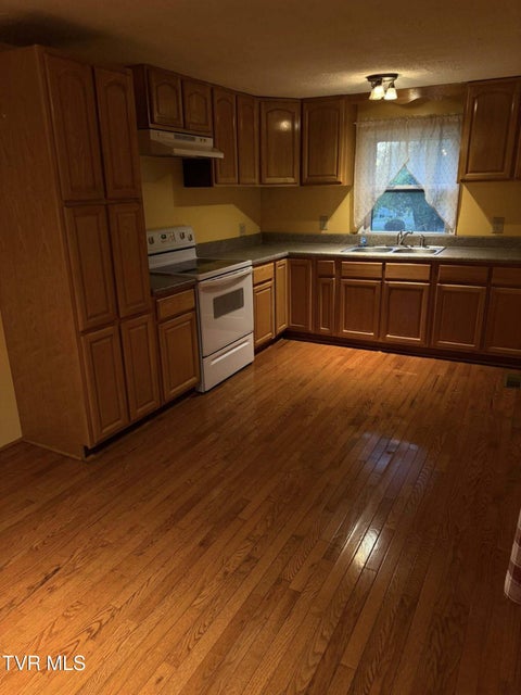 Photo #5: 1324 Hillside Drive Drive