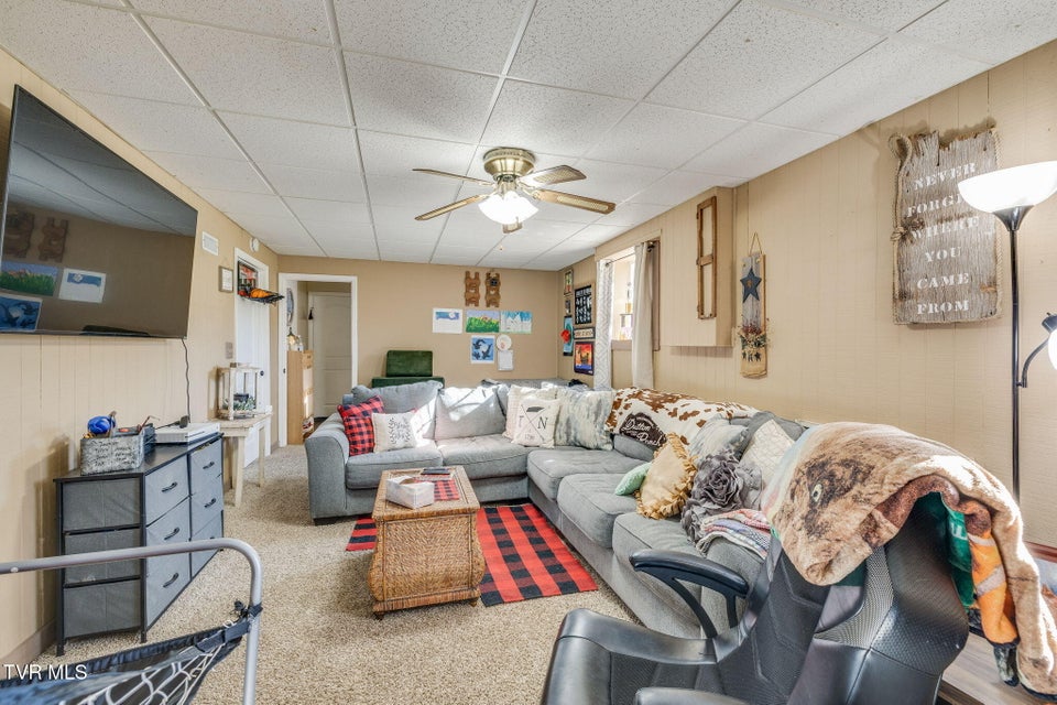 Photo #24: 107 Summerview Court