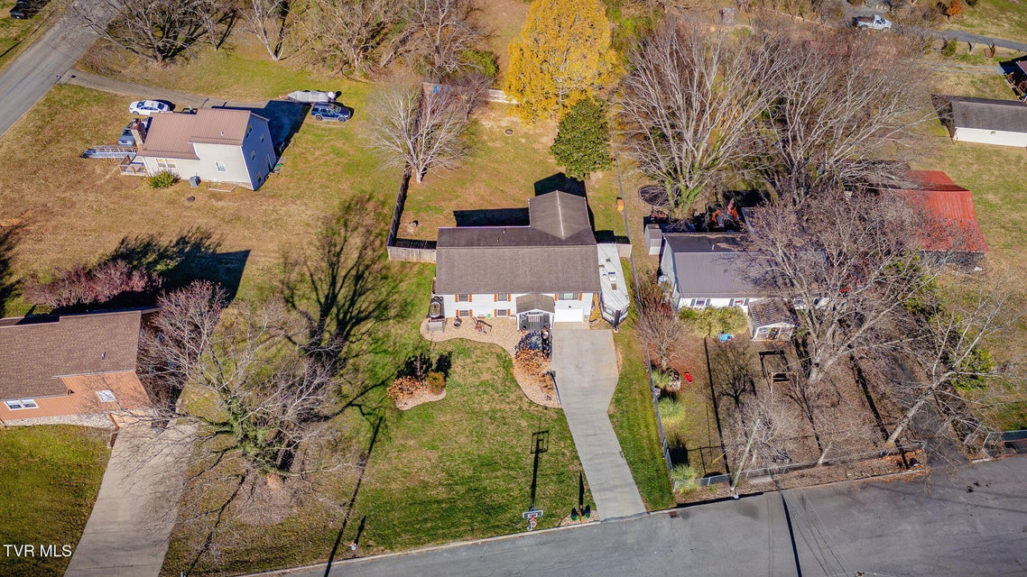 Photo #30: 107 Summerview Court