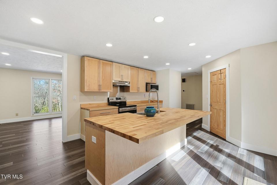 Photo #12: 947 French Mill Road