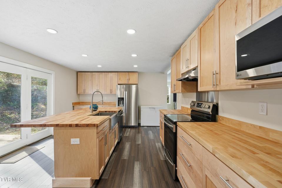 Photo #13: 947 French Mill Road