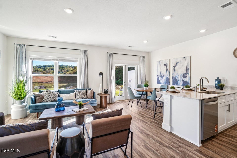 Photo #7: 1145 Wenna Way 