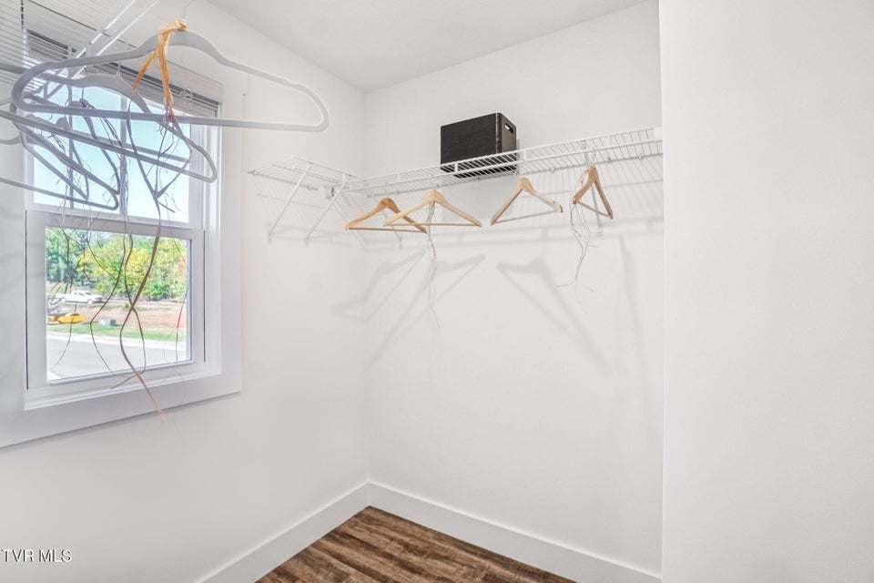 Photo #14: 1130 Wenna Way 