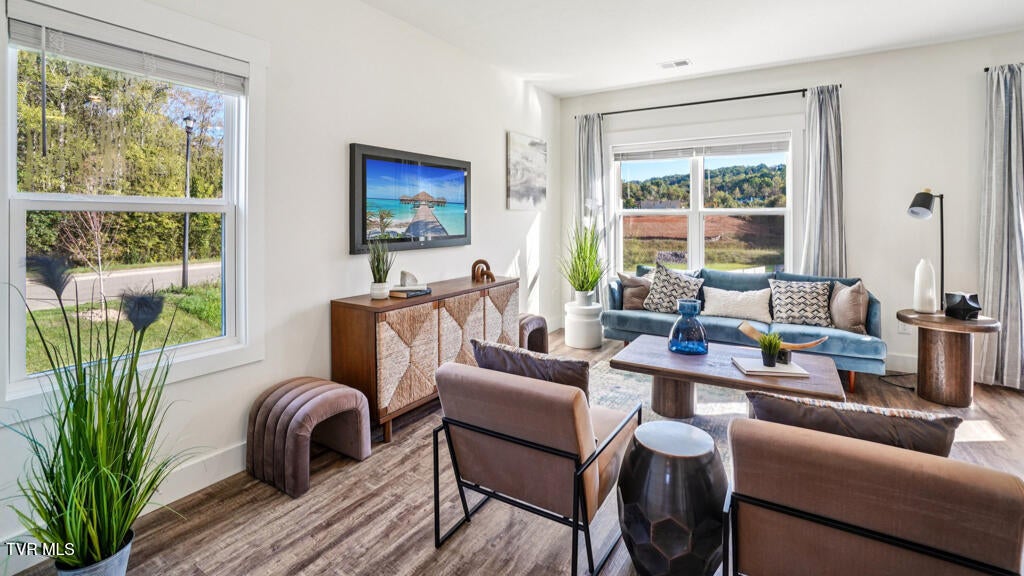 Photo #4: 1110 Wenna Way 