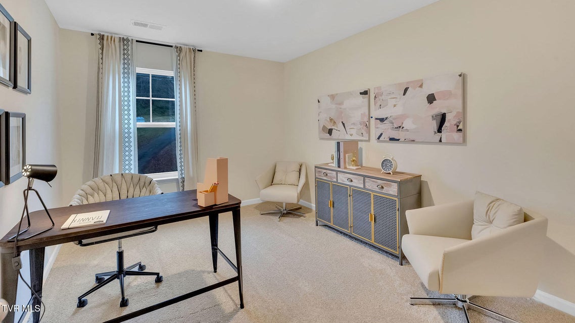 Photo #16: 236 Artist Avenue 