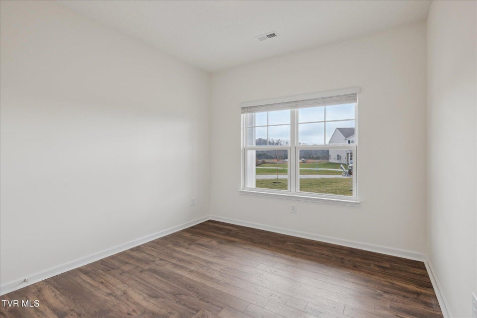 Photo #19: 567 Fieldcrest Road 