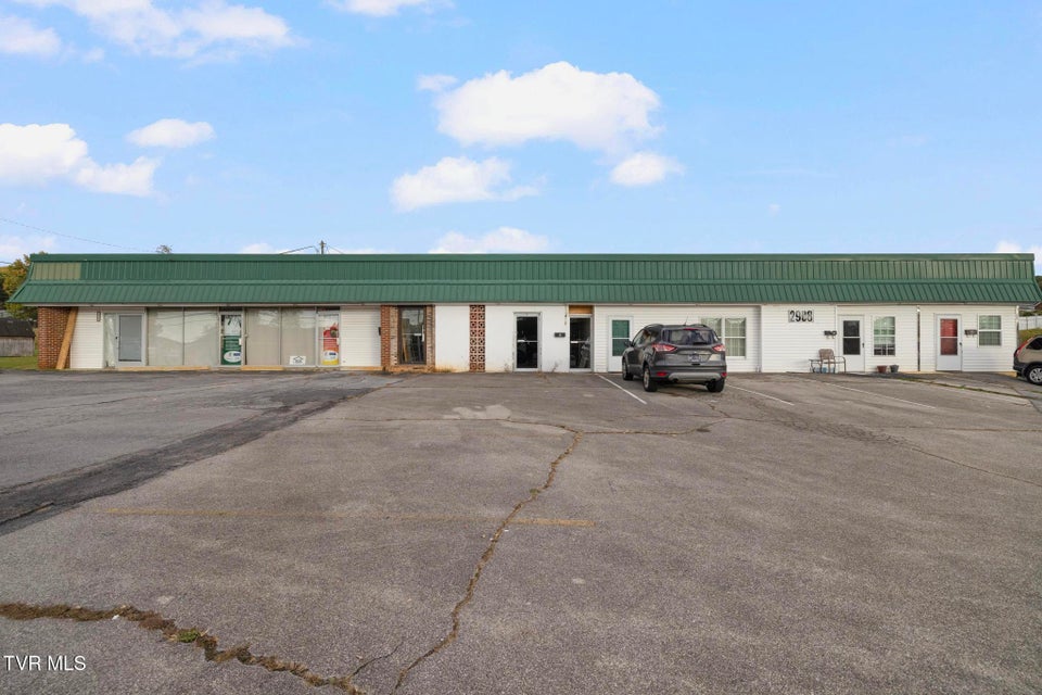 Photo #12: 2908 Bloomingdale Road