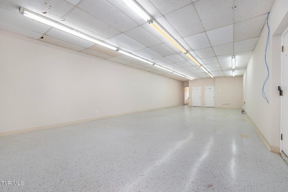 Photo #7: 2908 Bloomingdale Road