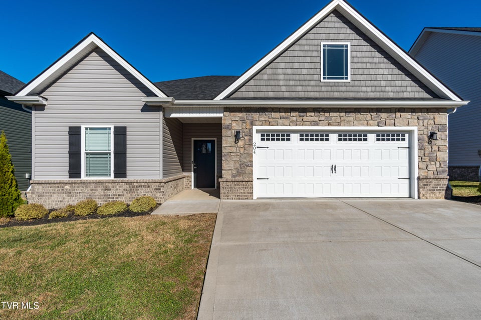 Photo #2: 204 Gunners Way 