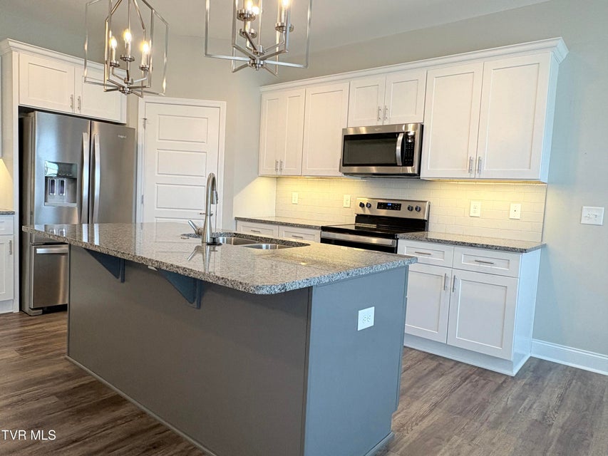 Photo #12: 204 Gunners Way 