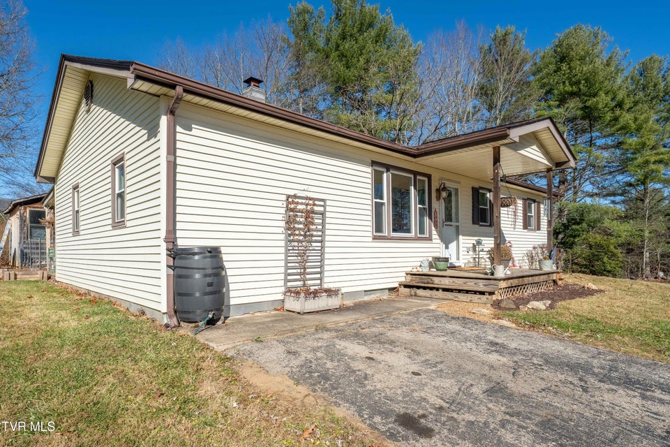 Photo #6: 626 Hospital Hill Road