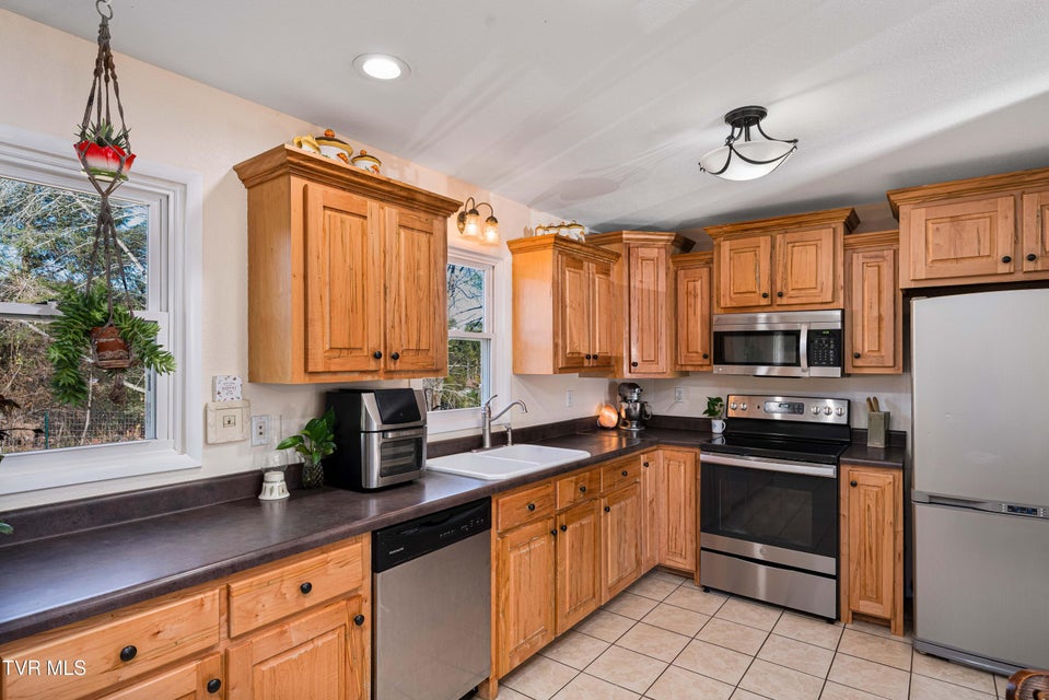 Photo #27: 626 Hospital Hill Road