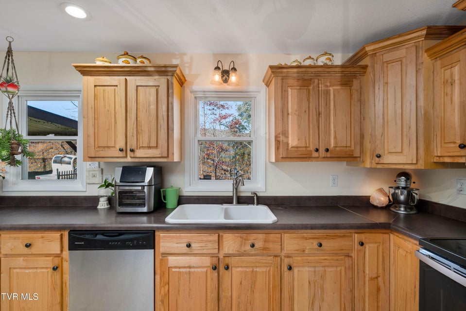 Photo #29: 626 Hospital Hill Road