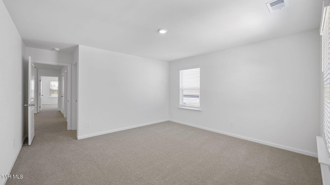 Photo #42: 575 Fieldcrest Road 