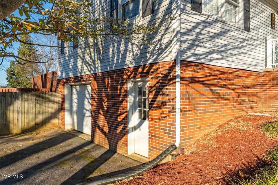 Photo #54: 245 Highland Hills Drive