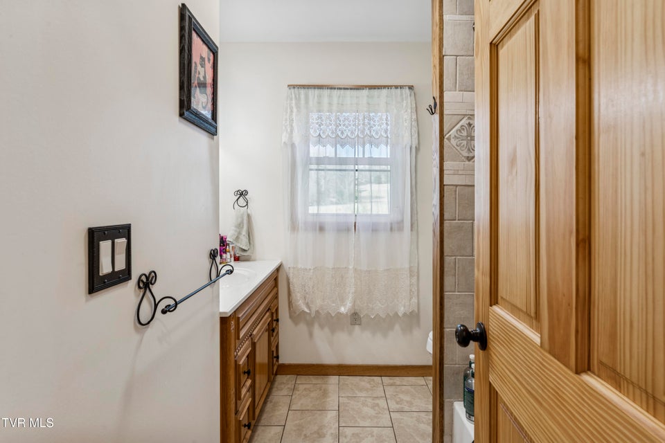 Photo #21: 4420 Cherokee Road